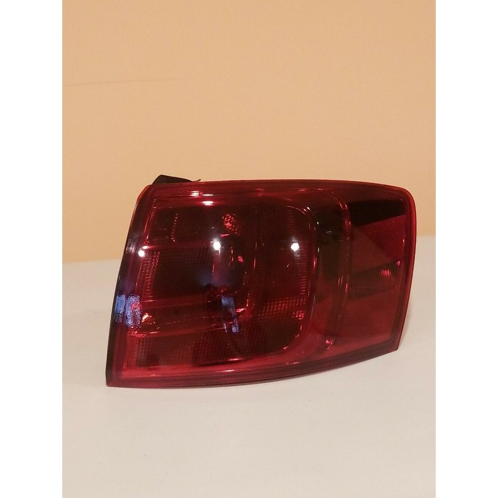 2016 Jetta GLI Right Tail Light NSF P377 TYC